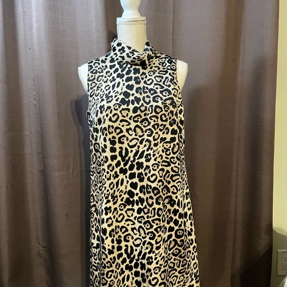 New without tags. Alex Marie Sleeveless Leopard Print Dress - Picture 3 of 11
